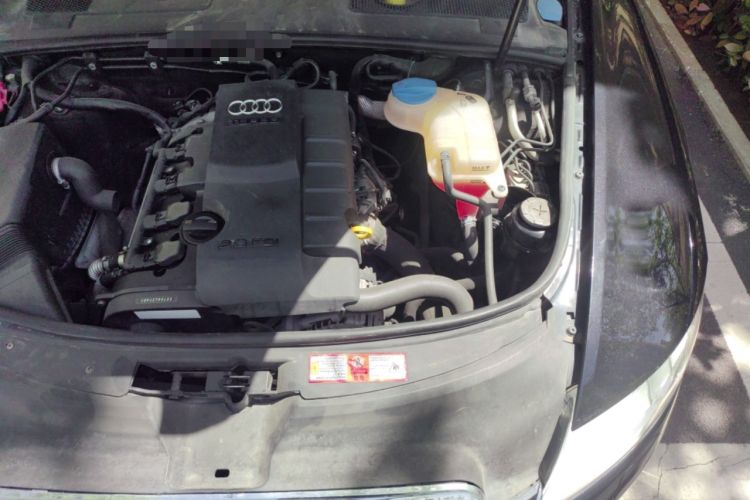 Used Audi A6L 2011 2.0 TFSI Automatic Standard Edition Engine Bay Left