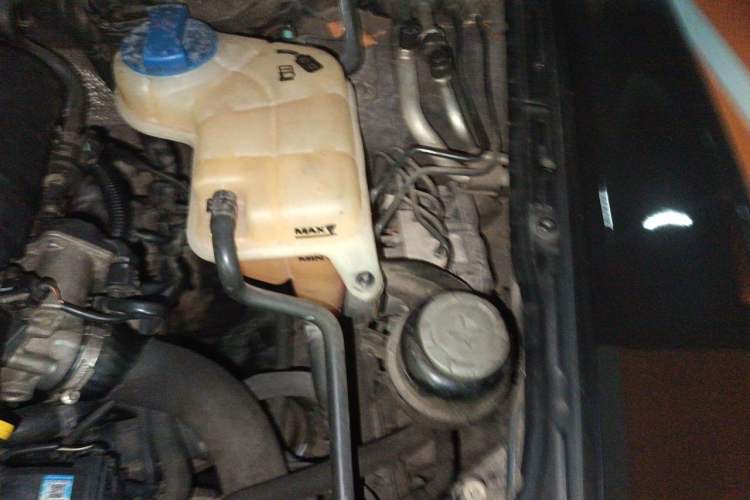 Used Audi A6L 2011 2.0 TFSI Automatic Standard Edition Engine Bay Left