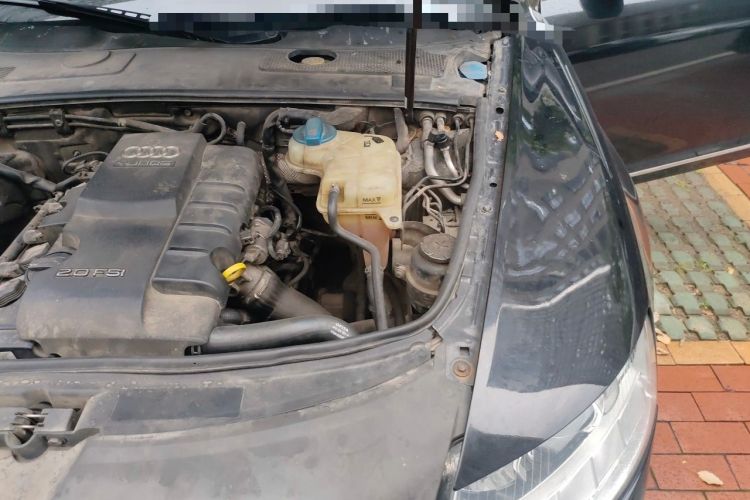 Used Audi A6L 2011 2.0 TFSI Automatic Standard Edition Engine Bay Left