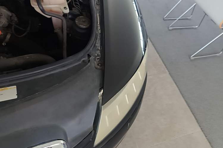 Used Audi A6L 2011 2.0 TFSI Automatic Standard Edition Engine Bay Left
