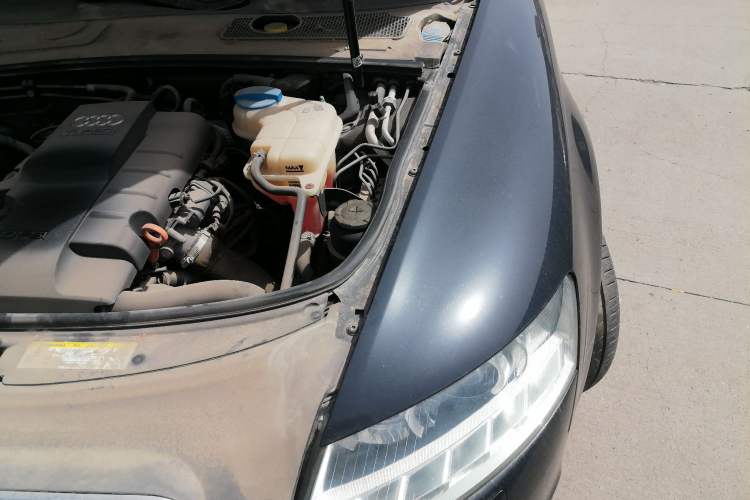 Used Audi A6L 2011 2.0 TFSI Automatic Standard Edition Engine Bay Left