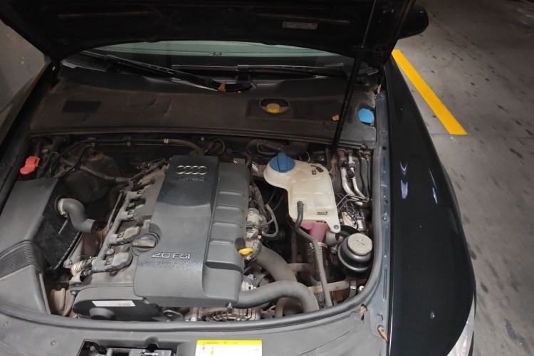 Used Audi A6L 2011 2.0 TFSI Automatic Standard Edition Engine Bay Left