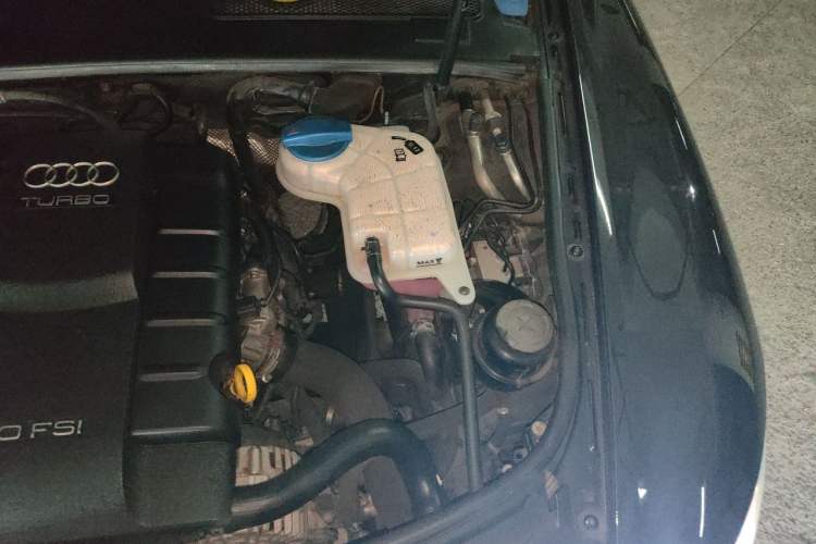 Used Audi A6L 2011 2.0 TFSI Automatic Standard Edition Engine Bay Left
