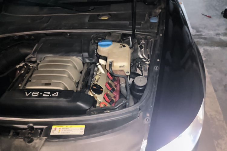 Used Audi A6L 2011 2.4L Technology Edition Engine Bay Left