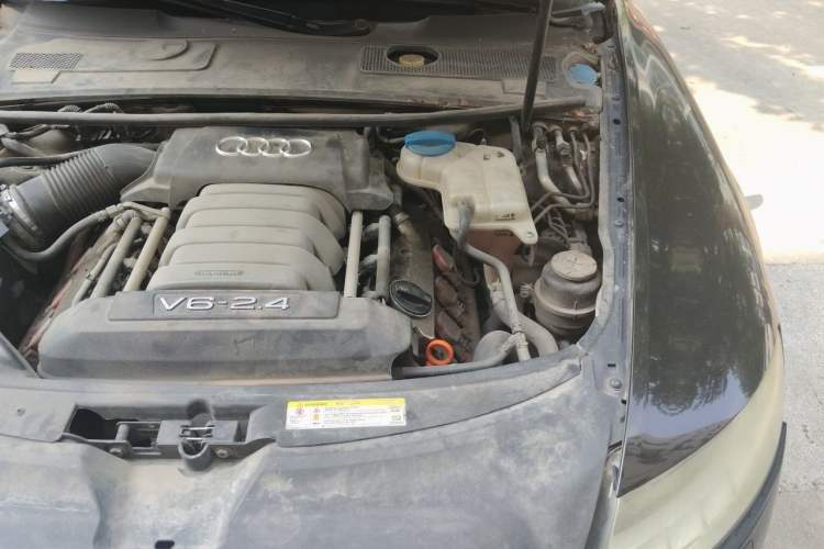 Used Audi A6L 2011 2.4L Technology Edition Engine Bay Left