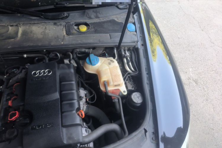 Used Audi A6L 2011 2.0 TFSI automatic Comfort trim Engine Bay Left
