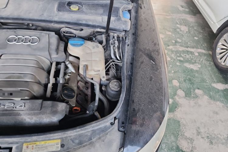 Used Audi A6L 2011 2.4L Comfort Edition Engine Bay Left