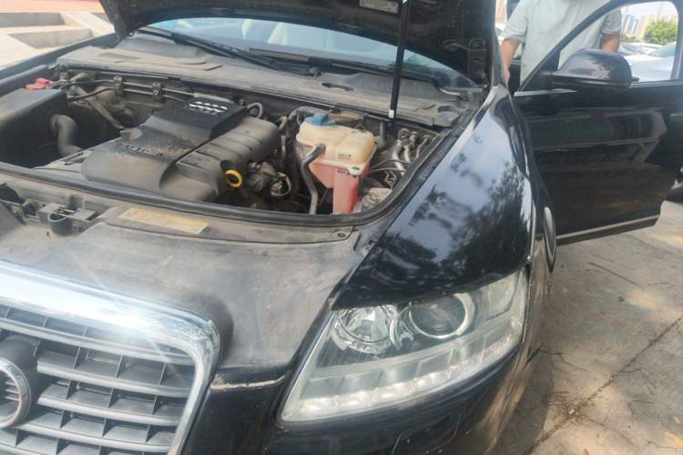 Used Audi A6L 2011 2.0 TFSI Automatic Standard Edition Engine Bay Left