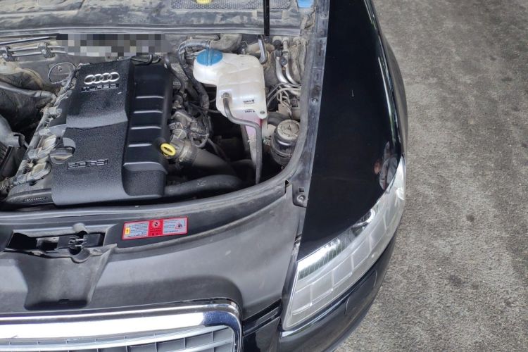 Used Audi A6L 2011 2.0 TFSI Automatic Standard Edition Engine Bay Left