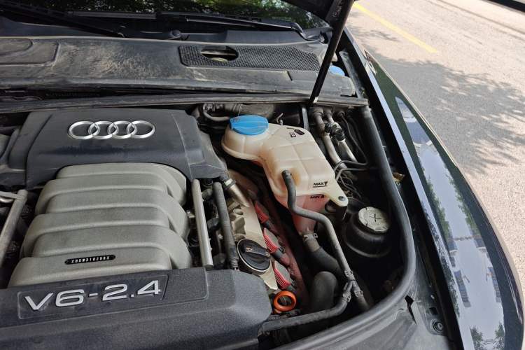Used Audi A6L 2011 2.4L Comfort Edition Engine Bay Left