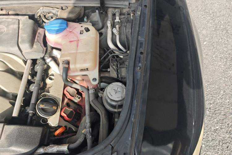 Used Audi A6L 2011 2.4L Comfort Edition Engine Bay Left
