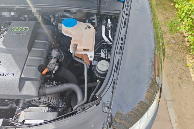 Used Audi A6L 2011 2.0 TFSI Automatic Standard Edition Engine Bay Left