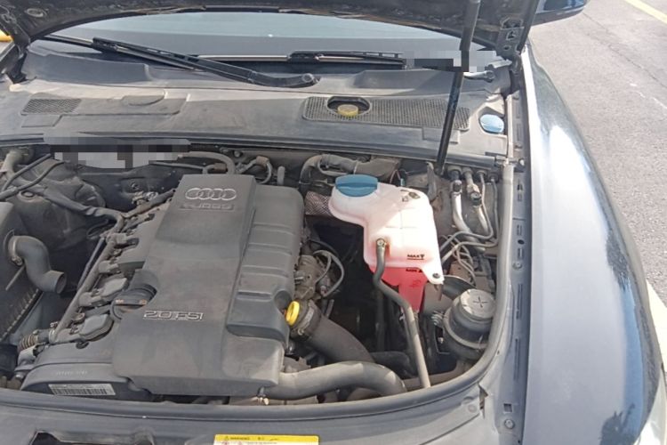 Used Audi A6L 2011 2.0 TFSI Automatic Standard Edition Engine Bay Left