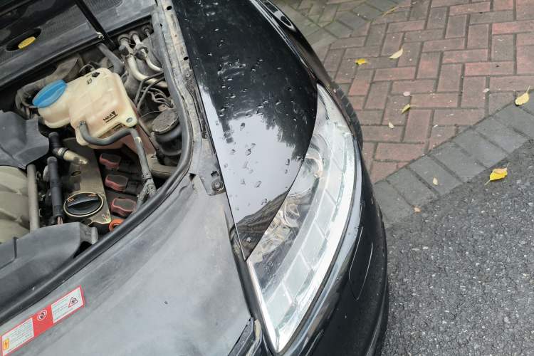 Used Audi A6L 2011 2.4L Comfort Edition Engine Bay Left