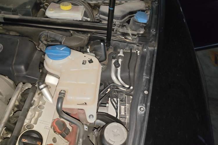 Used Audi A6L 2011 2.4L Technology Edition Engine Bay Left