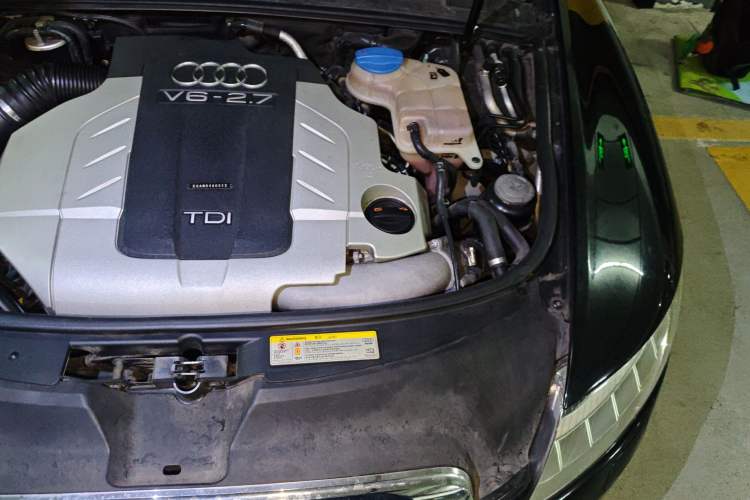 Used Audi A6L 2011 2.7 TDI Comfort Model Engine Bay Left