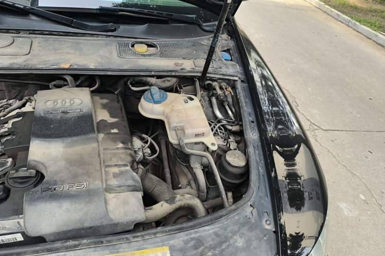 Used Audi A6L 2011 2.0 TFSI Automatic Standard Edition Engine Bay Left