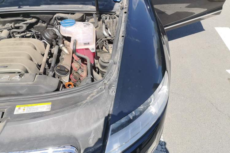 Used Audi A6L 2011 2.4L Comfort Edition Engine Bay Left
