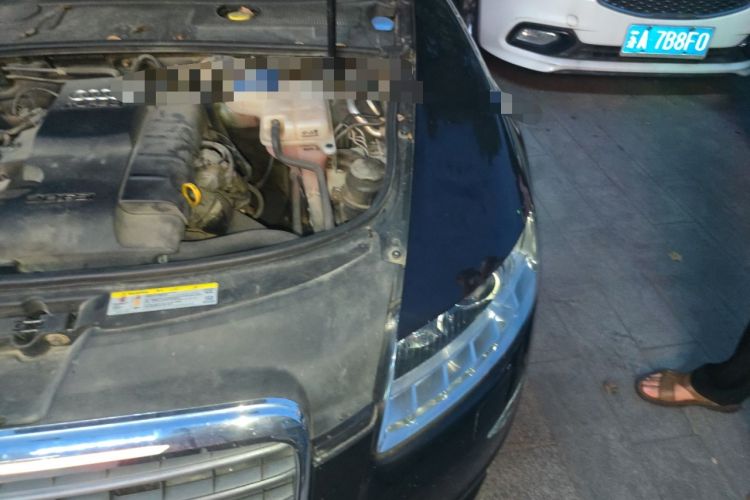 Used Audi A6L 2011 2.0 TFSI Automatic Standard Edition Engine Bay Left