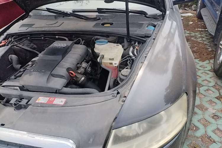 Used Audi A6L 2011 2.0 TFSI Automatic Standard Edition Engine Bay Left