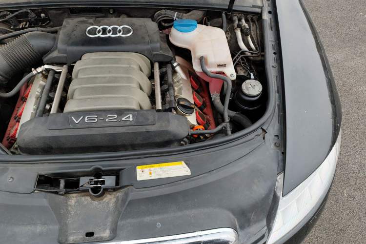 Used Audi A6L 2011 2.4L Technology Edition Engine Bay Left