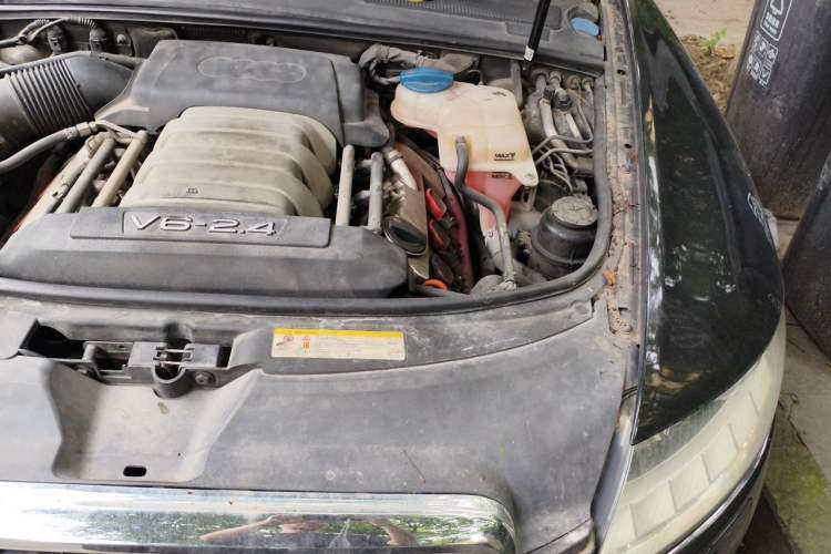Used Audi A6L 2011 2.4L Comfort Edition Engine Bay Left