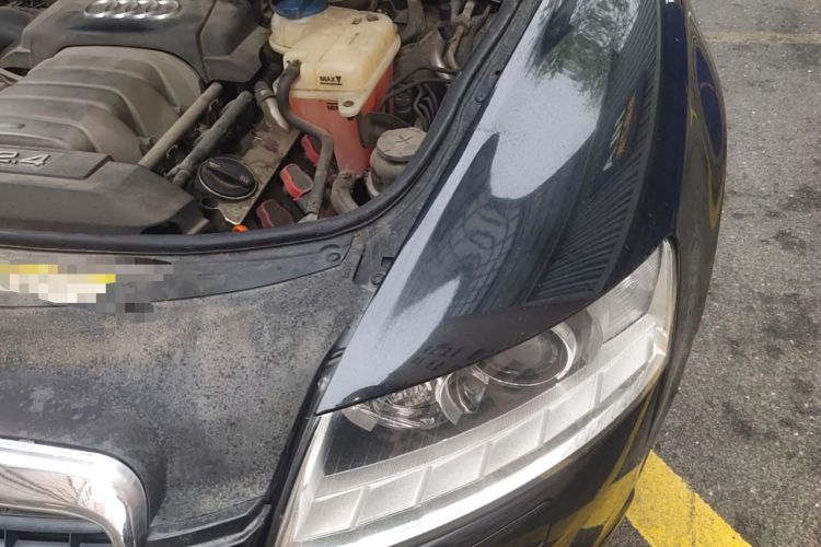 Used Audi A6L 2011 2.4L Comfort Edition Engine Bay Left