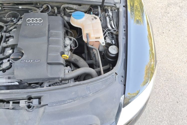 Used Audi A6L 2011 2.0 TFSI automatic Comfort trim Engine Bay Left