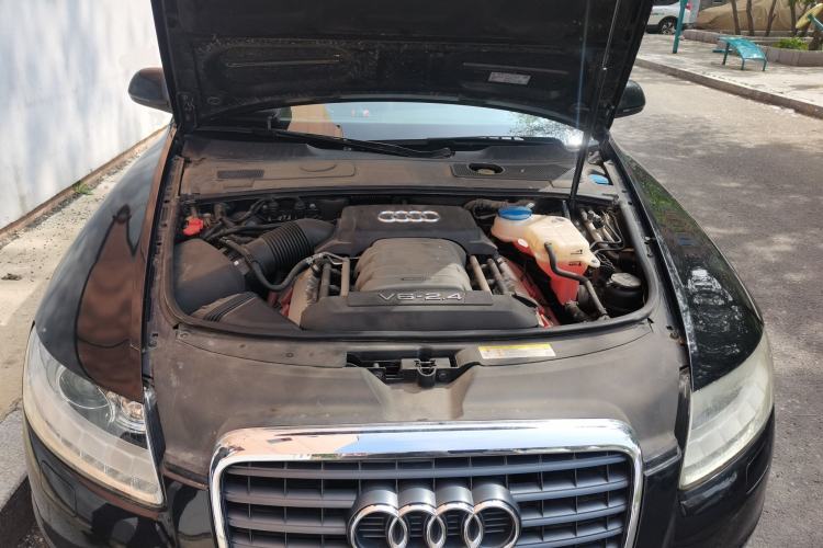 Used Audi A6L 2011 2.4L Comfort Edition Engine Bay