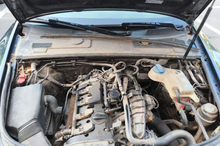 Used Audi A6L 2011 2.0 TFSI Automatic Standard Edition Engine Bay