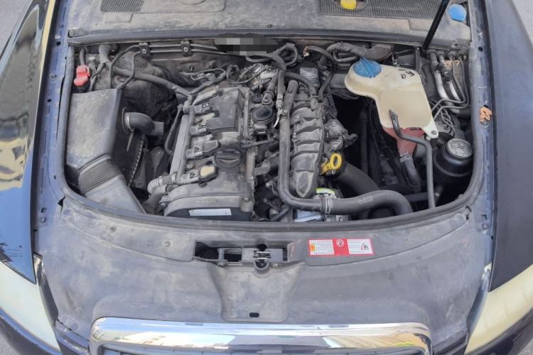 Used Audi A6L 2011 2.0 TFSI automatic Comfort trim Engine Bay