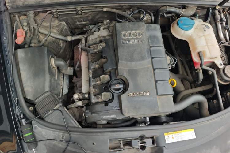 Used Audi A6L 2011 2.0 TFSI automatic Comfort trim Engine Bay