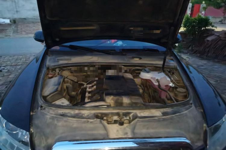 Used Audi A6L 2011 2.0 TFSI Automatic Standard Edition Engine Bay