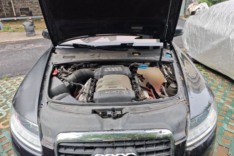Used Audi A6L 2011 2.8 FSI Comfort Model Engine Bay