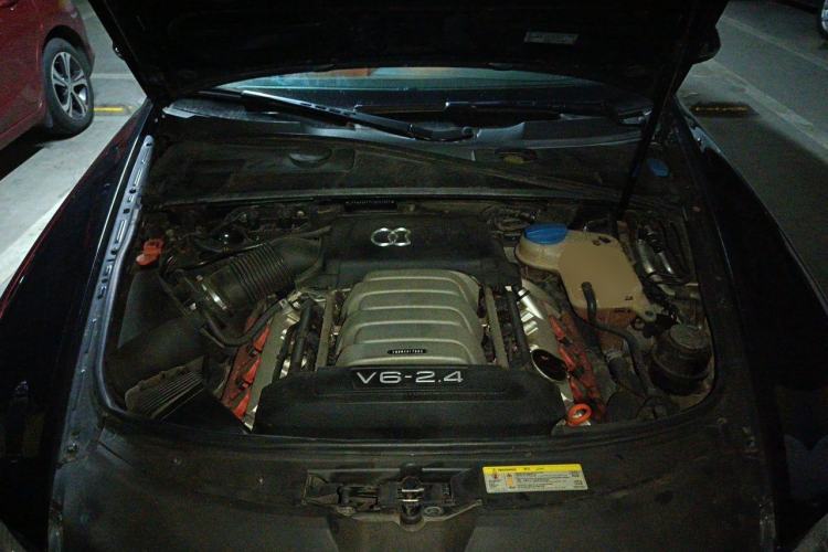 Used Audi A6L 2011 2.4L Technology Edition Engine Bay