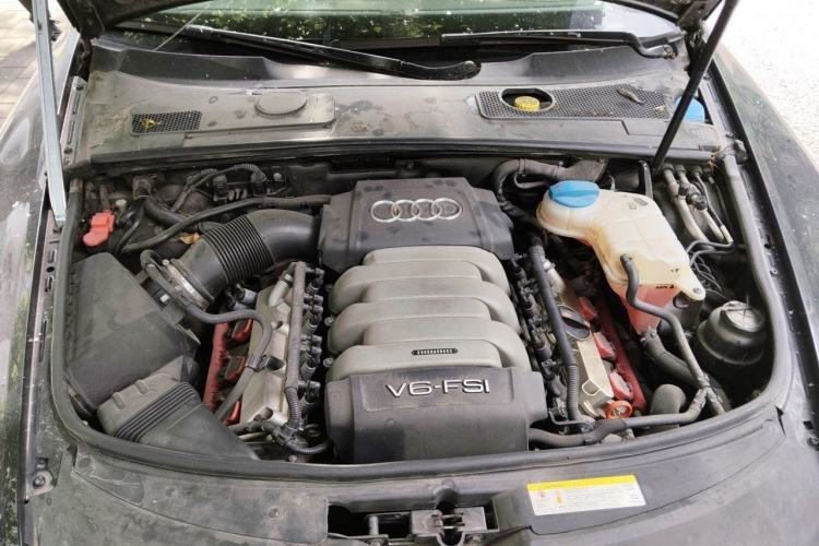 Used Audi A6L 2011 2.8 FSI Comfort Model Engine Bay