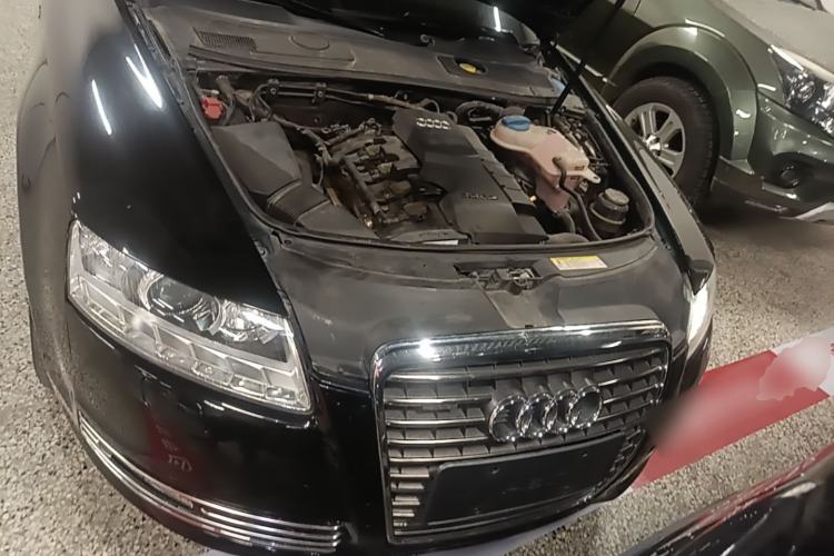 Used Audi A6L 2011 2.0 TFSI Automatic Standard Edition Engine Bay