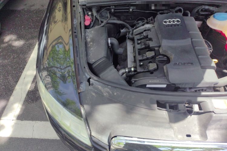 Used Audi A6L 2011 2.0 TFSI Automatic Standard Edition Engine Bay Right