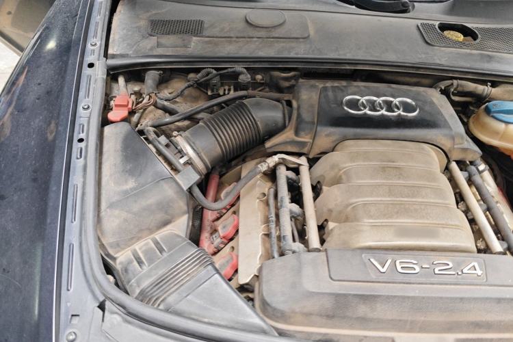 Used Audi A6L 2011 2.4L Comfort Edition Engine Bay Right