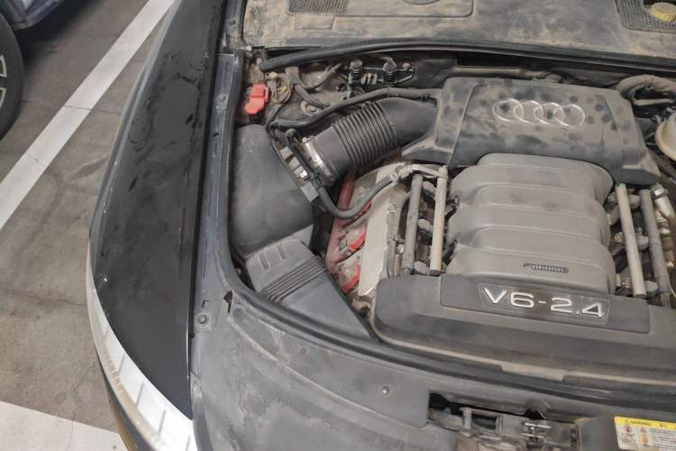 Used Audi A6L 2011 2.4L Comfort Edition Engine Bay Right