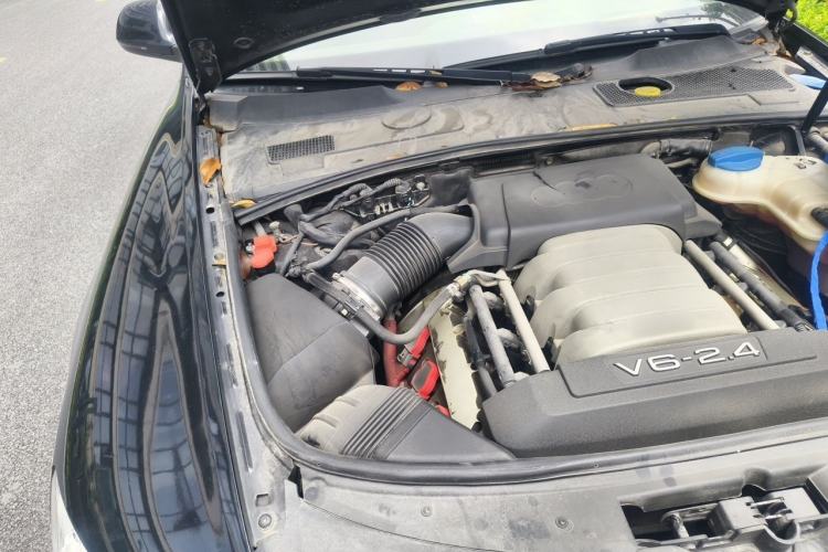 Used Audi A6L 2011 2.4L Technology Edition Engine Bay Right