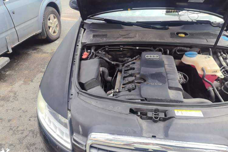 Used Audi A6L 2011 2.0 TFSI Automatic Standard Edition Engine Bay Right