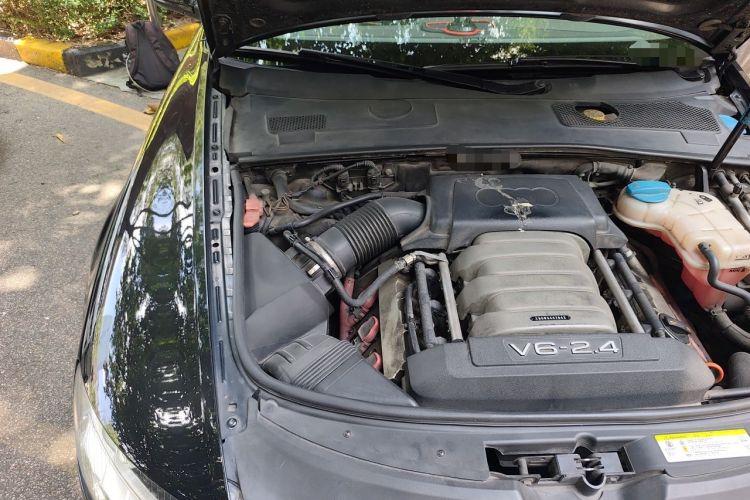 Used Audi A6L 2011 2.4L Technology Edition Engine Bay Right