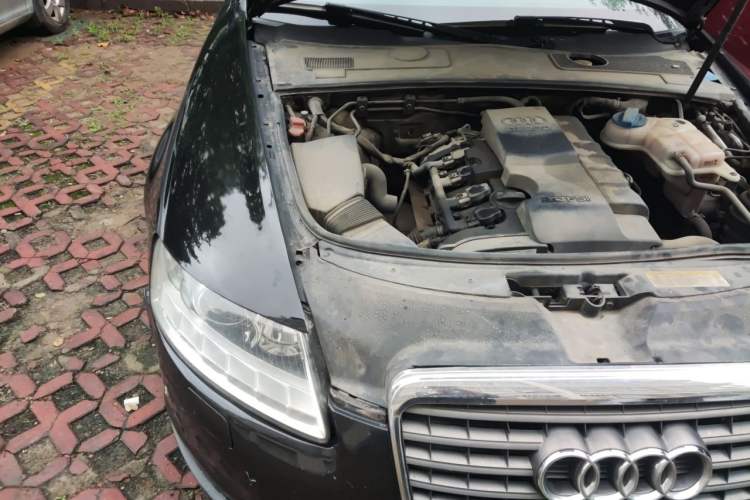 Used Audi A6L 2011 2.0 TFSI Automatic Standard Edition Engine Bay Right
