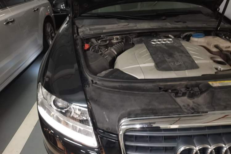 Used Audi A6L 2011 2.7 TDI Comfort Model Engine Bay Right
