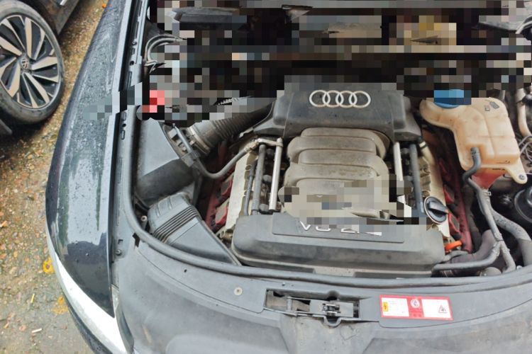 Used Audi A6L 2011 2.4L Technology Edition Engine Bay Right