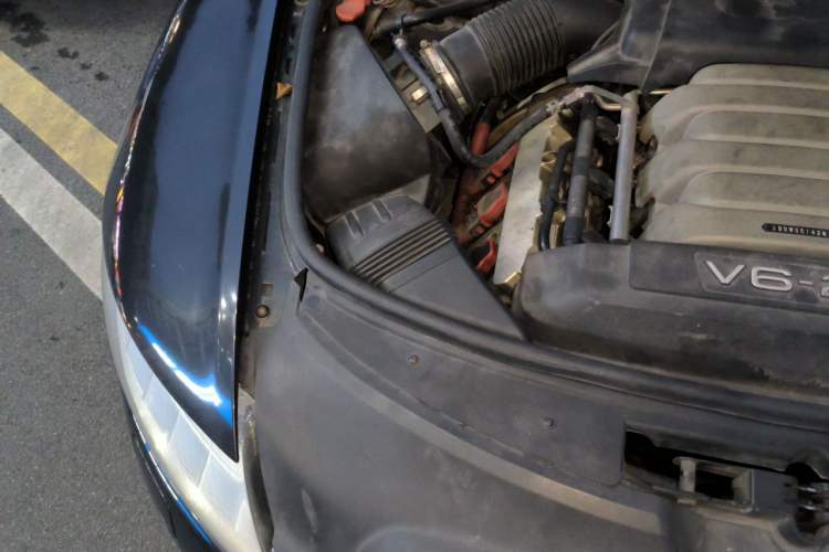 Used Audi A6L 2011 2.4L Technology Edition Engine Bay Right