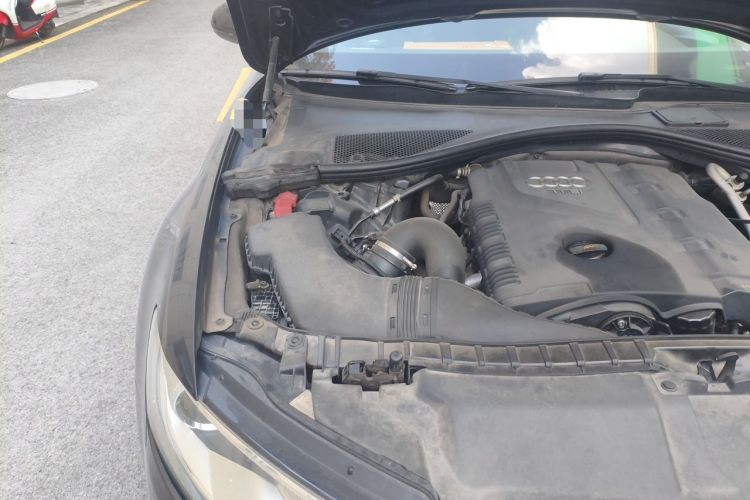 Used Audi A6L 2011 2.0 TFSI Manual Base Model Engine Bay Right