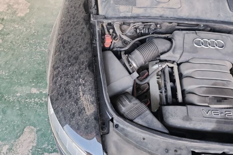 Used Audi A6L 2011 2.4L Comfort Edition Engine Bay Right