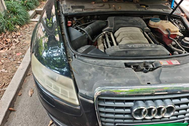 Used Audi A6L 2011 2.4L Technology Edition Engine Bay Right